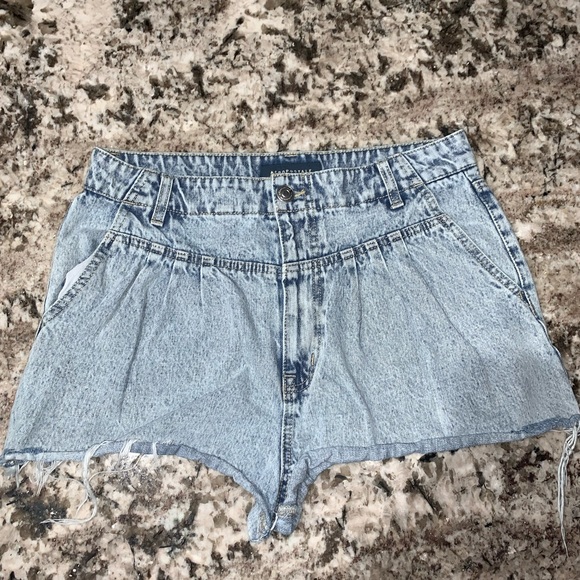 Aeropostale Pants - Aeropostale light wash jean shorts